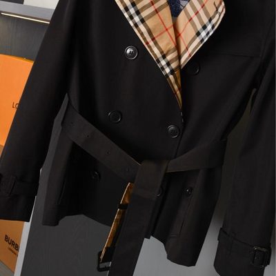 Burberry Lakefield Trench Jacket — 7