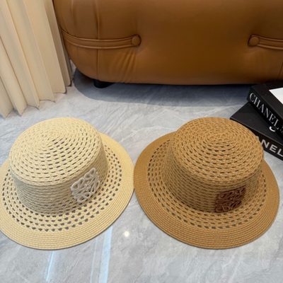 Loewe Anagram bucket hat — 9