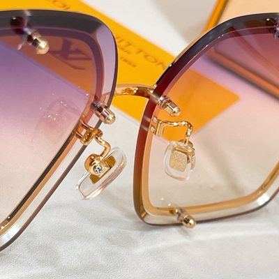 LV Sunglasses — 9