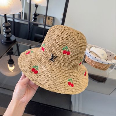 LV bucket hat — 3
