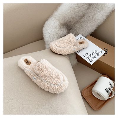 UGG slip-on slippers — 3