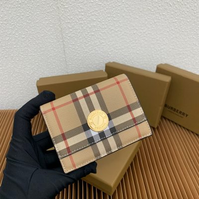 Burberry Small Check Folding Wallet — 4