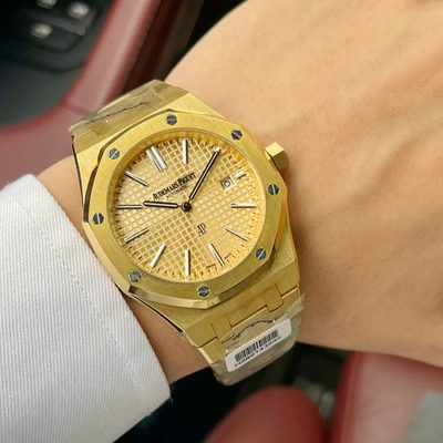 AP Watch — 7