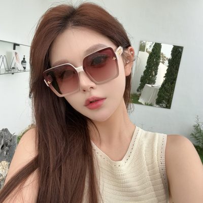 LV Sunglasses — 6