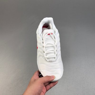 Nike Air Max Plus trainers — 4