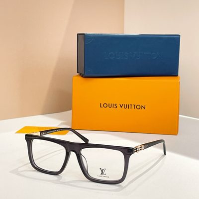 LV Sunglasses — 3