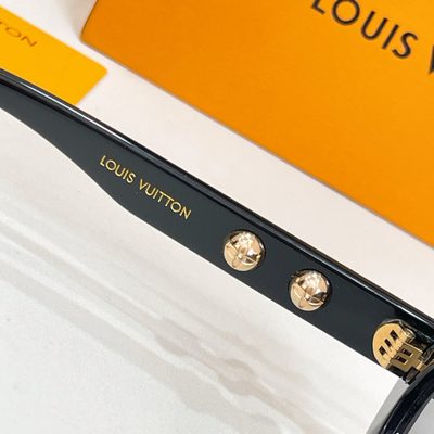 LV Sunglasses — 7