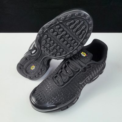 Nike Air Max Plus trainers — 7