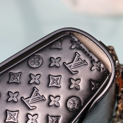 Louis Vuitton Bag — 6