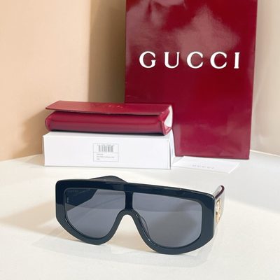 Gucci Sunglasses — 4