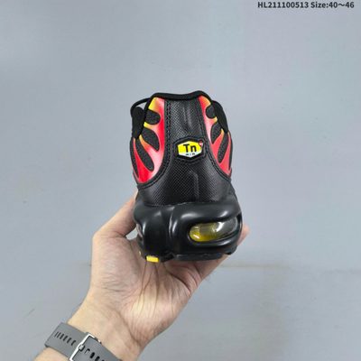 Nike Air Max Plus "Black University Gold" — 5