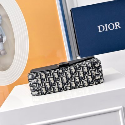 Dior Saddle Messenger Bag — 4
