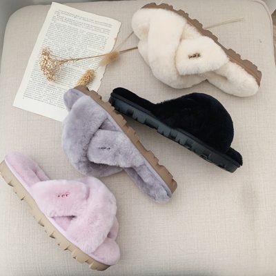 UGG Fuzzette slippers — 3