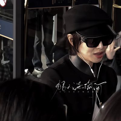 LV Sunglasses — 4