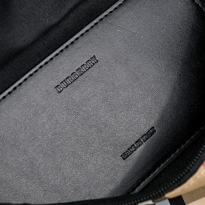 Burberry belt bag — 9