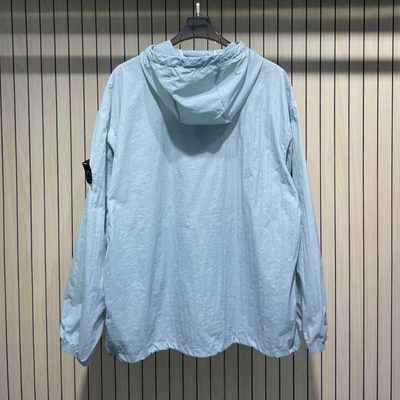 Stone Island — 8