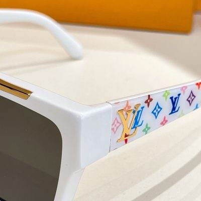 LV Sunglasses — 9
