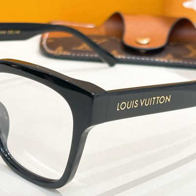 LV Sunglasses — 5