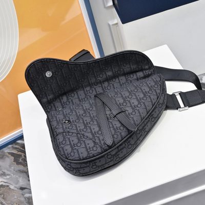 Dior Oblique Jacquard Saddle Bag — 6