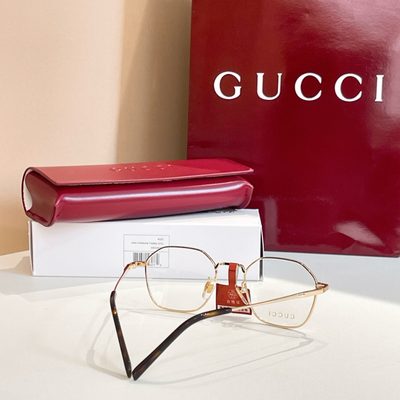 Gucci Sunglasses — 4
