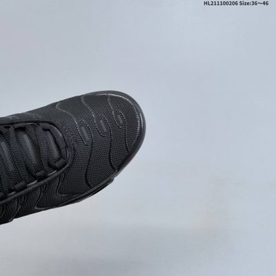 Nike Air Max Plus "Triple Black" trainers — 7