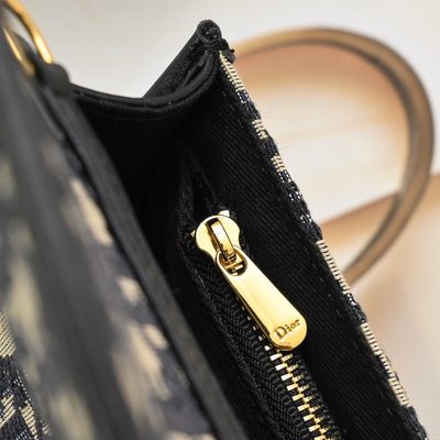 Dior Bag — 8