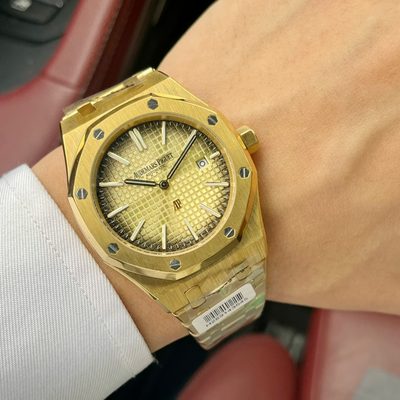 AP Watch — 4