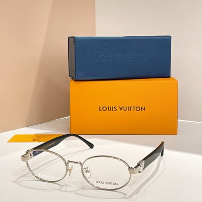 LV Sunglasses — 8
