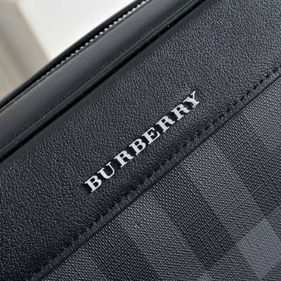 Burberry City Check messenger bag — 5