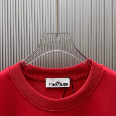 Stone Island — 4