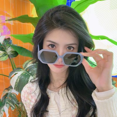 YSL Sunglasses — 7