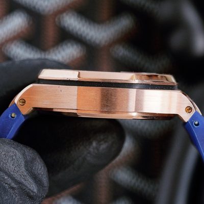 AP Watch — 4