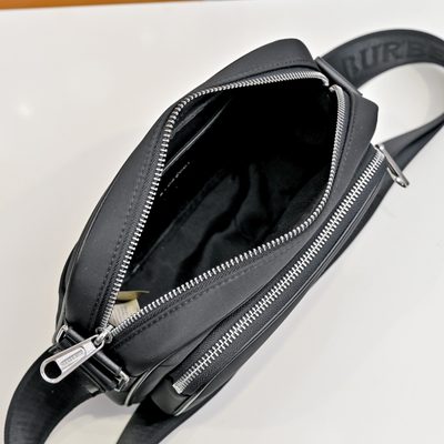 Burberry crossbody bag — 8