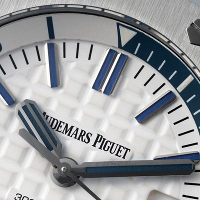 AP Watch — 4