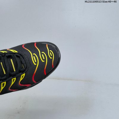 Nike Air Max Plus "Black University Gold" — 7