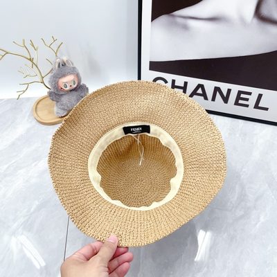 Fendi bucket hat — 8