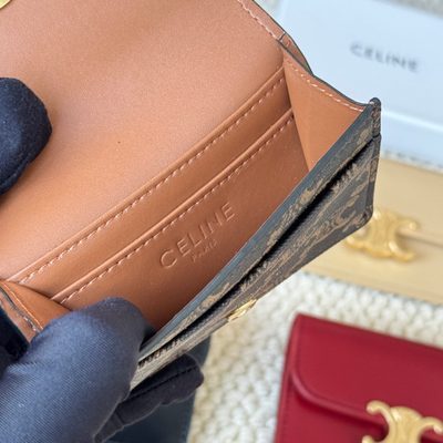 Accessories — 6