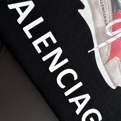 Balenciaga T-Shirt — 6