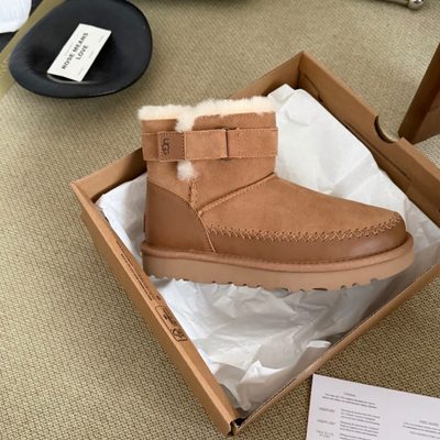 UGG Classic RetroChic Strap Boots — 9
