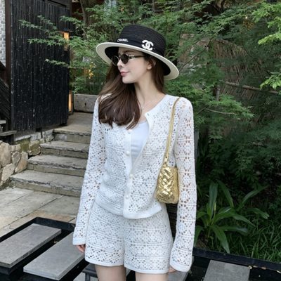 Chanel woven straw hat