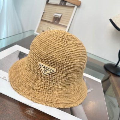 Prada bucket hat — 3