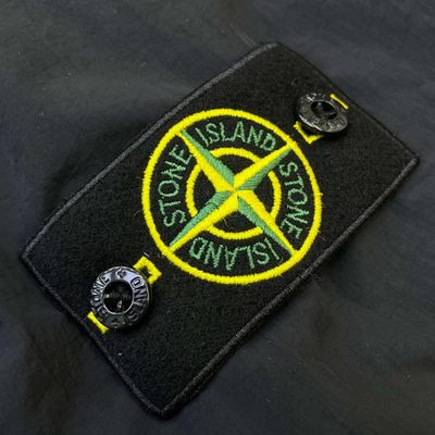 Stone Island — 8