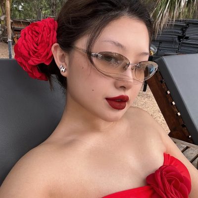 Chanel Sunglasses — 9