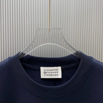 T-Shirt — 4