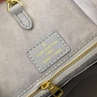 Louis Vuitton Bag — 9