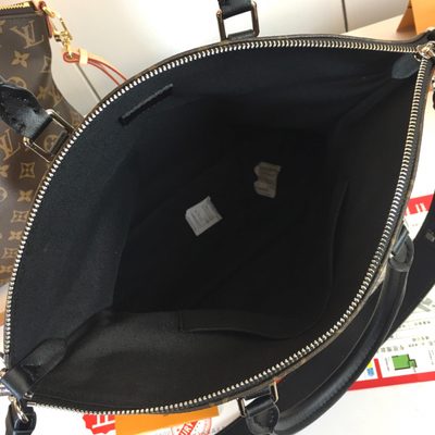 Louis Vuitton Bag — 9