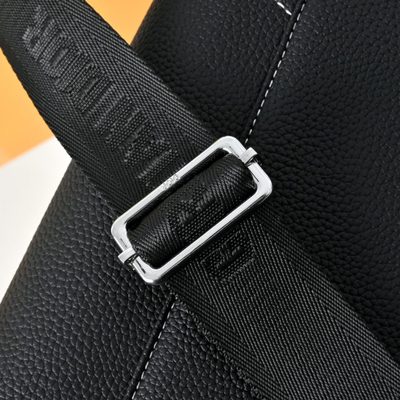 Dior Saddle Messenger Bag — 8