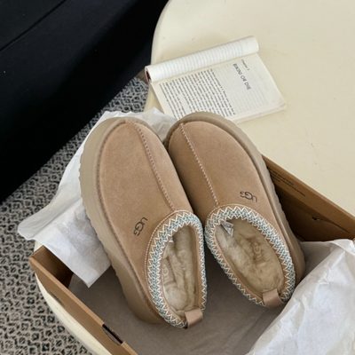UGG Tazz II platform slippers — 3