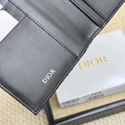 Accessories — 6