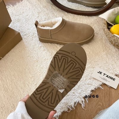 UGG Classic Micro slip-on shoes — 9